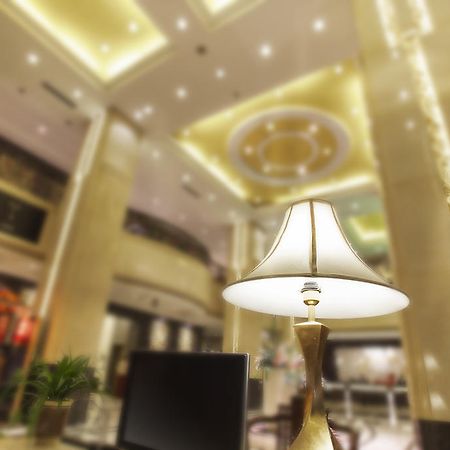 ユートン ホテル 広州 エクステリア 写真